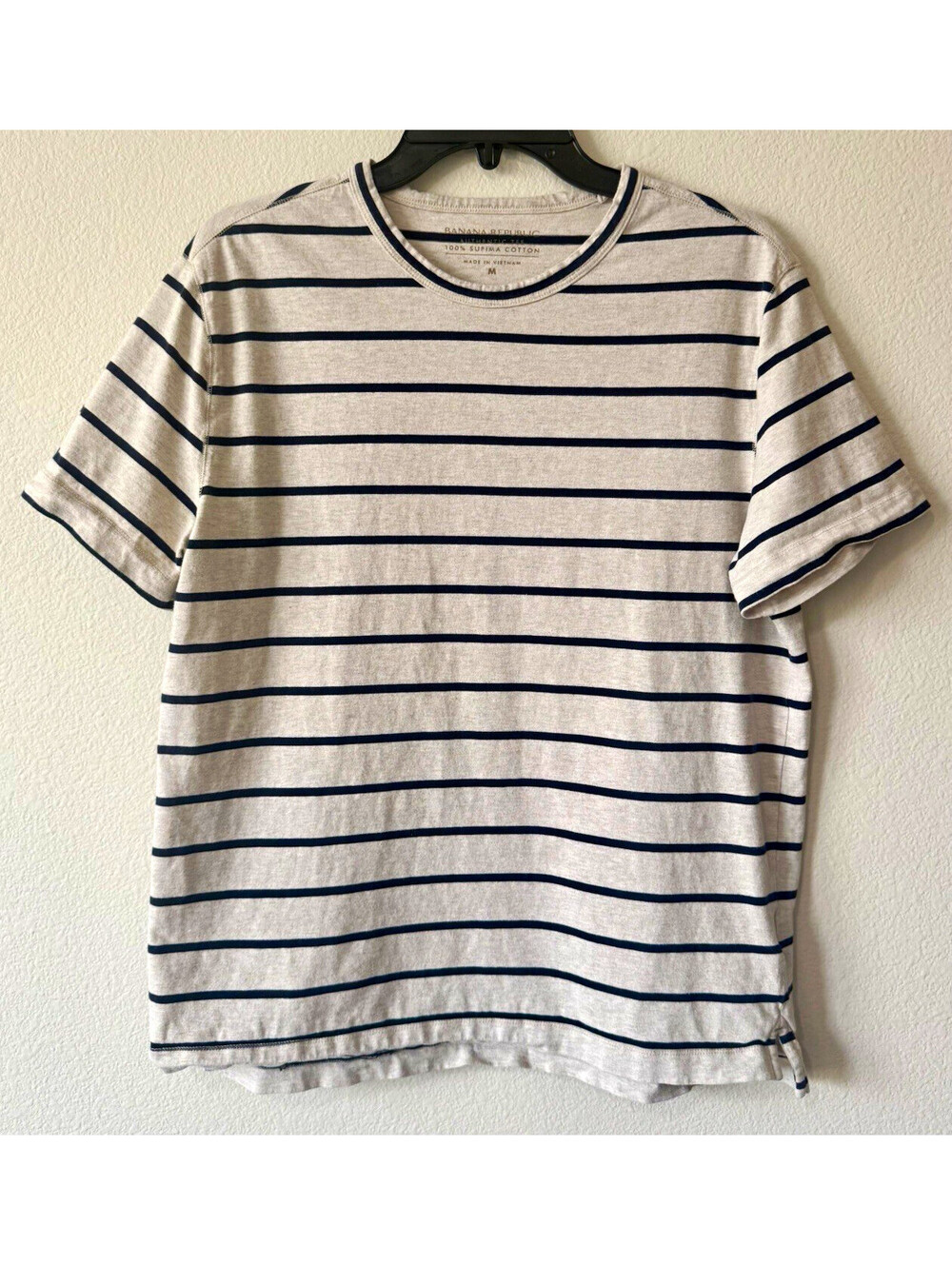 T-Shirt | Men’s | Banana Republic Authentic Tee | M | White Blue Stripe Cotton